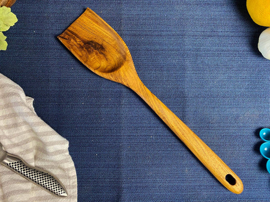 Load image into Gallery viewer, Rustic Handle Wooden Scraping Spoon
