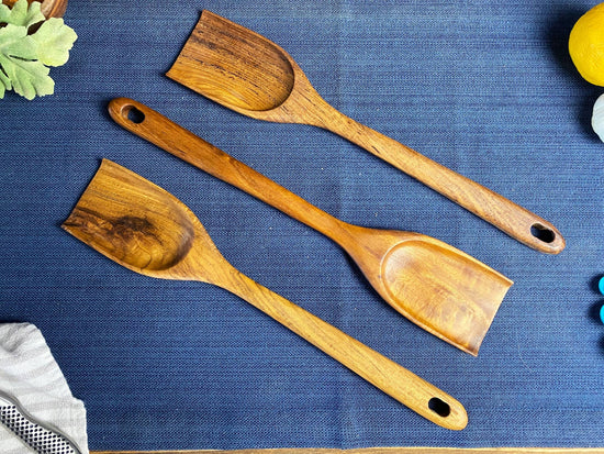Load image into Gallery viewer, Rustic Handle Wooden Scraping Spoon
