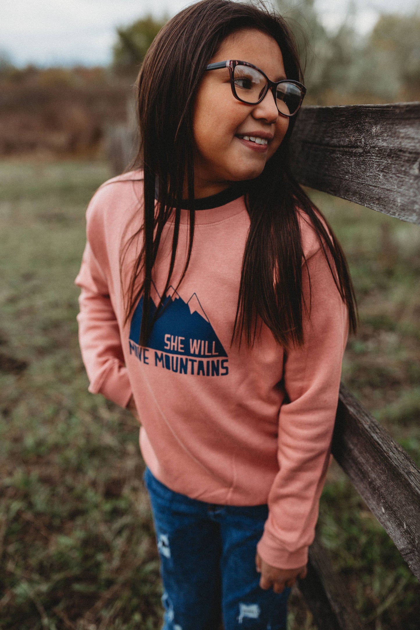 Load image into Gallery viewer, She Will Move Mountains Kids Crew: 4T / Pink w/ Blue Font
