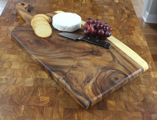 Charcuterie Board - Live Edge - Cutting Board - with Handle